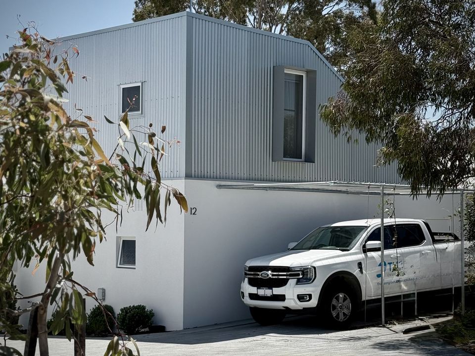 90 Winfield, Hamilton Hill